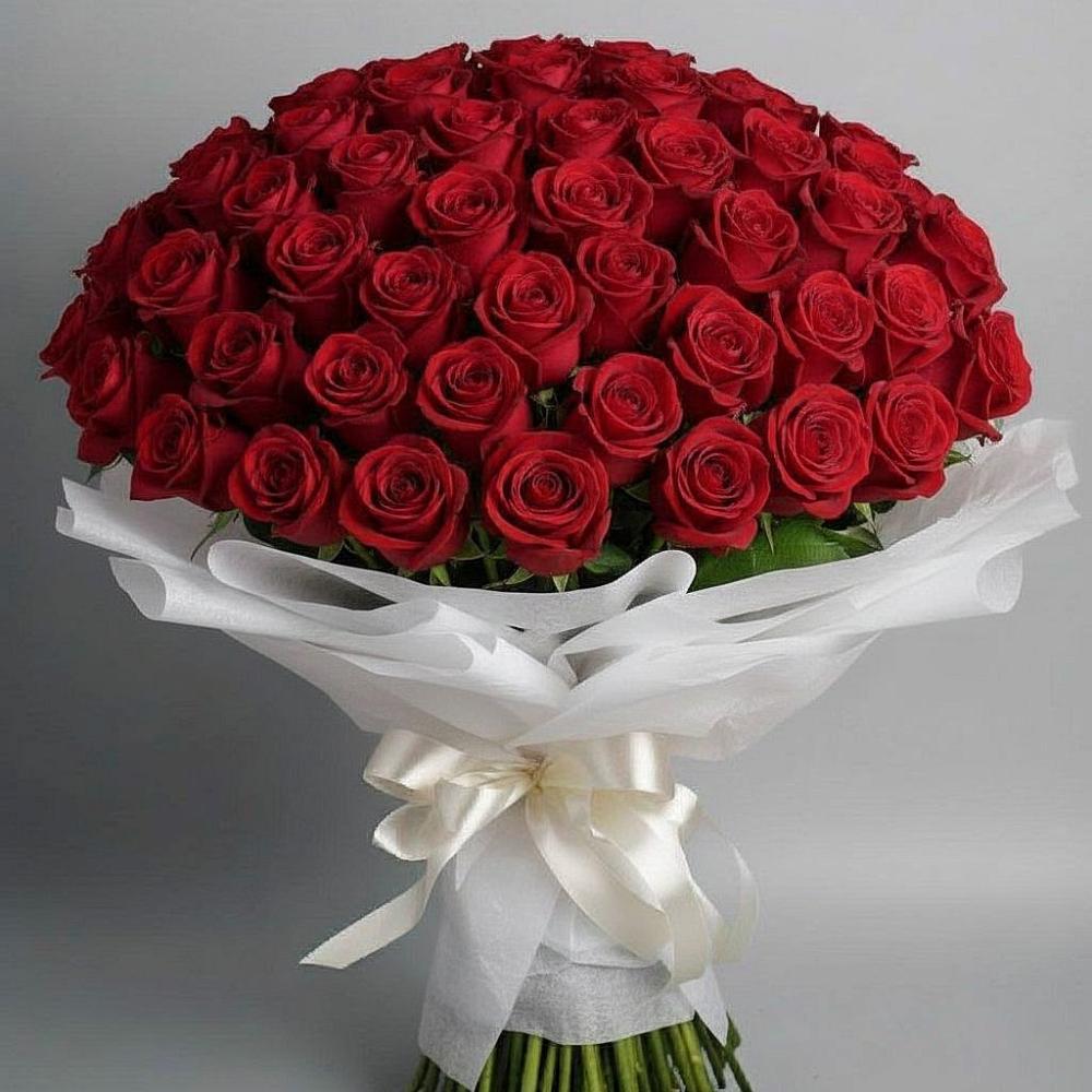 Букет 101 Красная роза Блэк Мэджик в Борисово