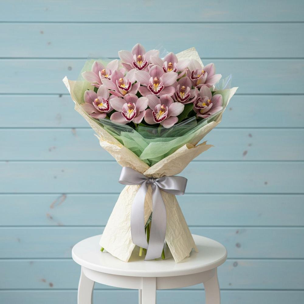 Букет цветов из: Орхидеи и Розы в Борисово