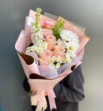 Букет цветов из:  Хризантемы и Розы в Борисово