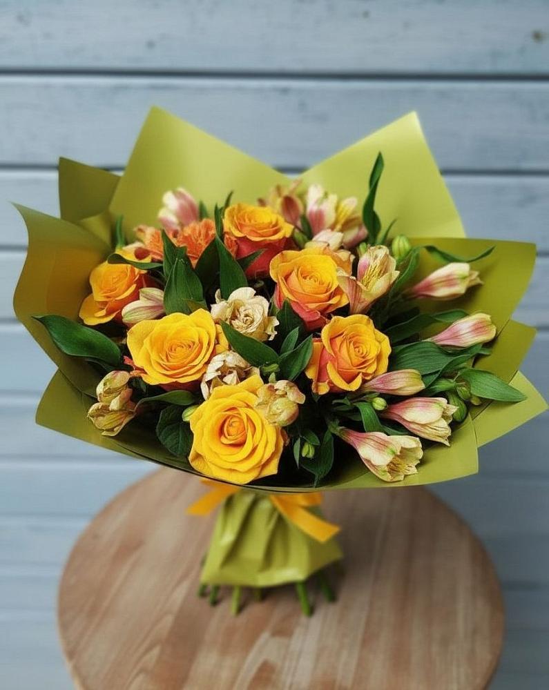Букет цветов из: Альстромерии и Розы в Борисово