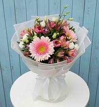 Букет цветов из:  Герберы, Альстромерии и Лизиантусы #REPLACE_PRED# Борисово