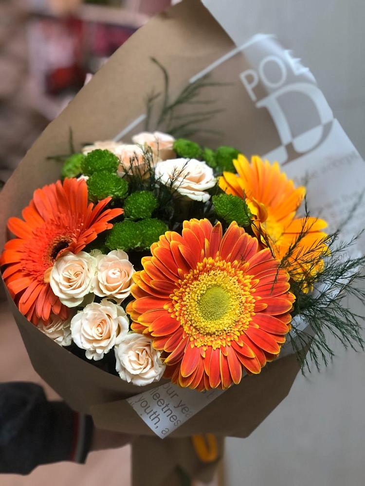 Букет цветов из: Герберы, Хризантемы и Розы в Борисово