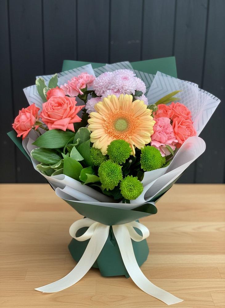 Букет цветов из: Гвоздики, Розы, Герберы и Хризантемы в Борисово